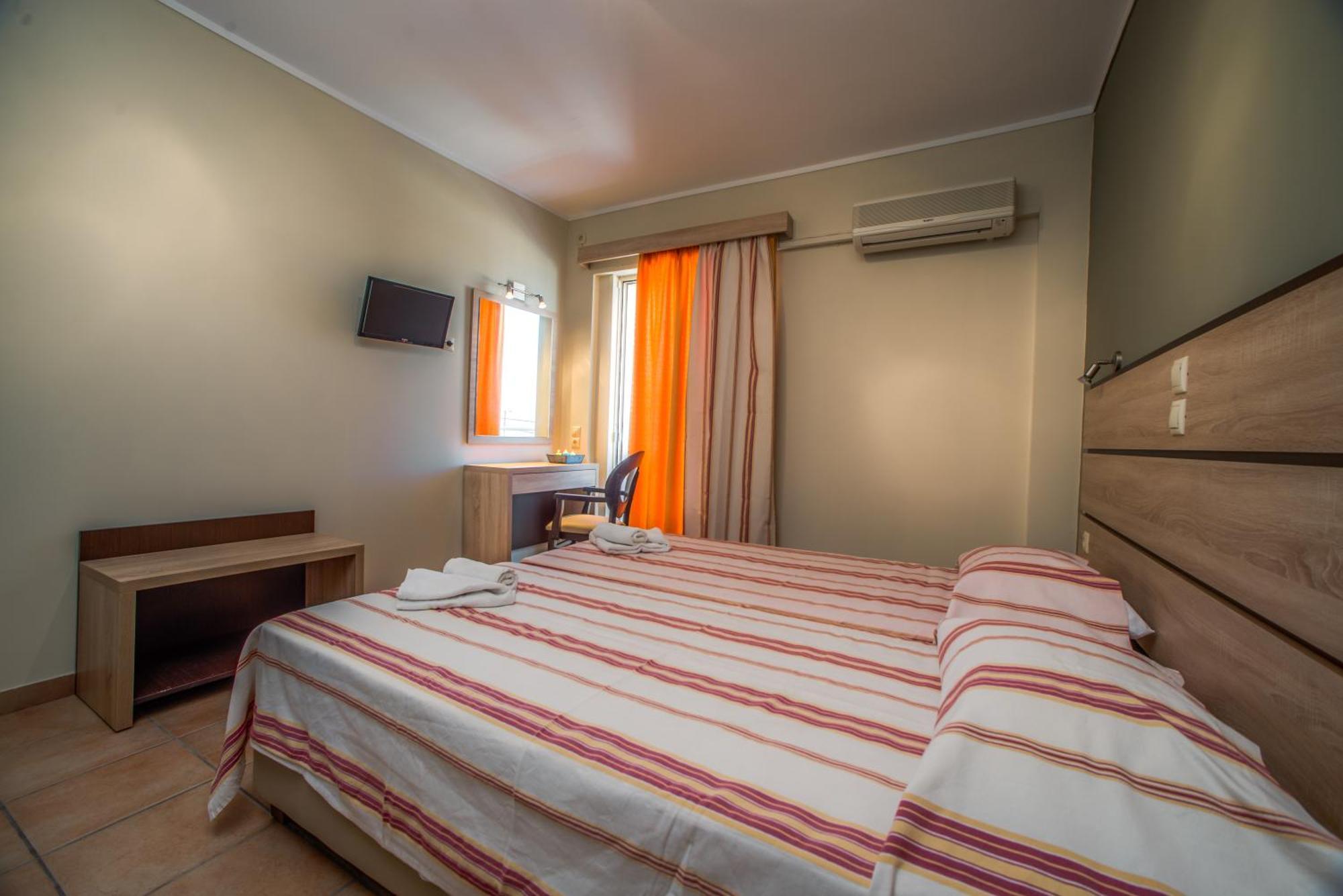 Natalie Hotel Laganas Rum bild