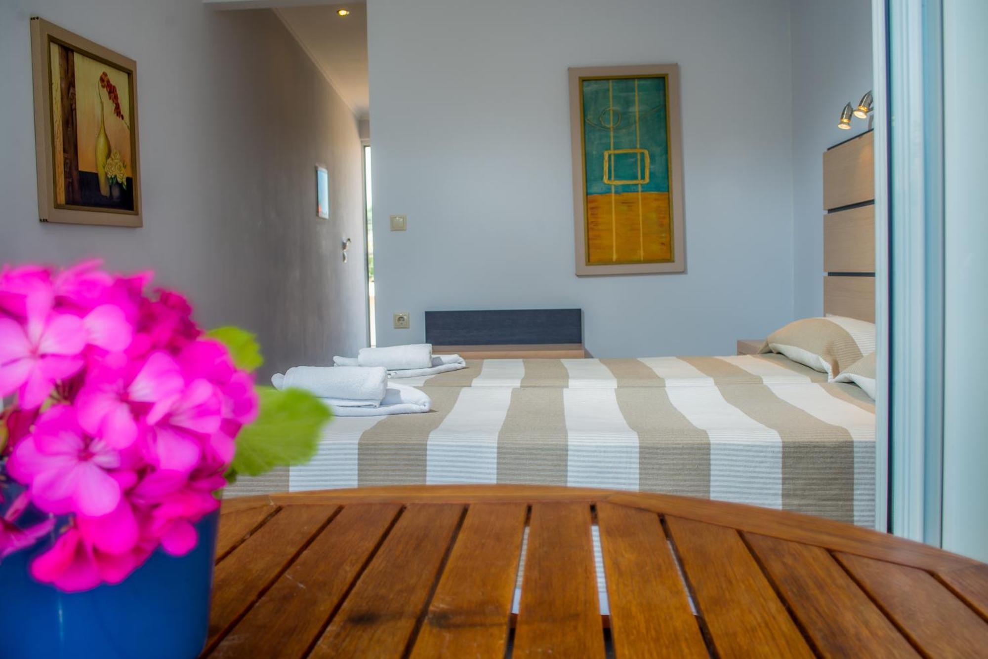 Natalie Hotel Laganas Rum bild