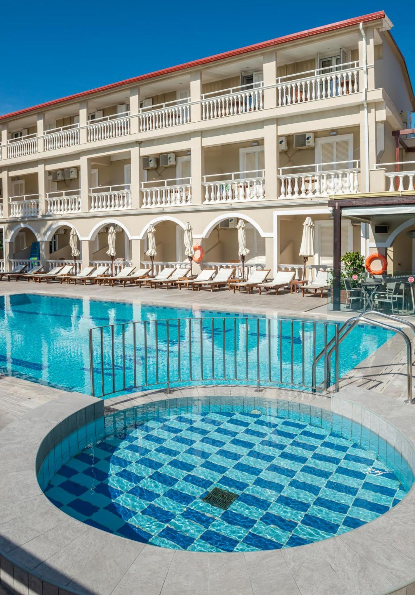 Natalie Hotel Laganas Exteriör bild