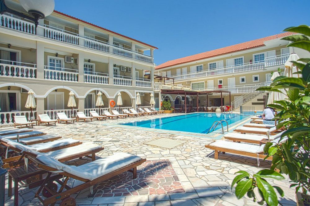 Natalie Hotel Laganas Exteriör bild